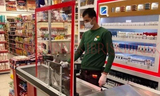 Cyprus News - Tills with plexiglass